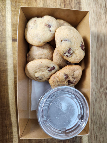 Jumbo stuffed gluten-free chocolate chip cookie from MockCake Trolley